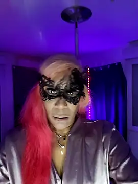 iamlalamilano online show from February 11, 9:31 pm