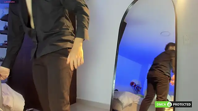 twinguys online show from December 17, 2:01 pm