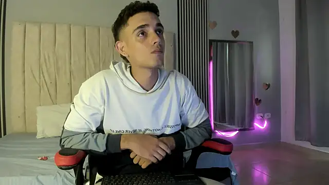 nathan shimmer online show from February 23, 9:12 pm