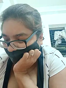 Elie couple143 online show from September 27, 4:23 pm