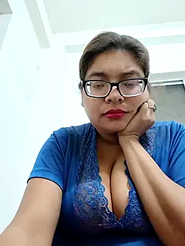 Elie couple143 online show from November 25, 6:52 pm