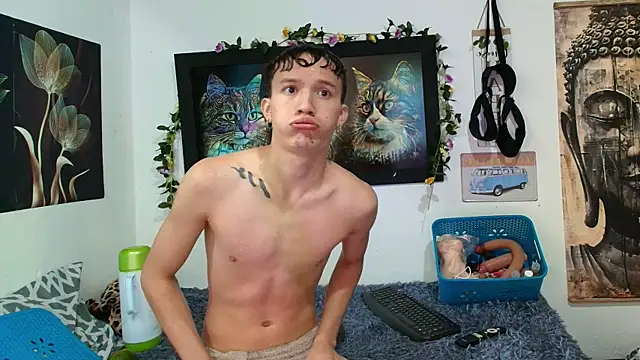 Patrick phoenix online show from October 14, 3:24 pm