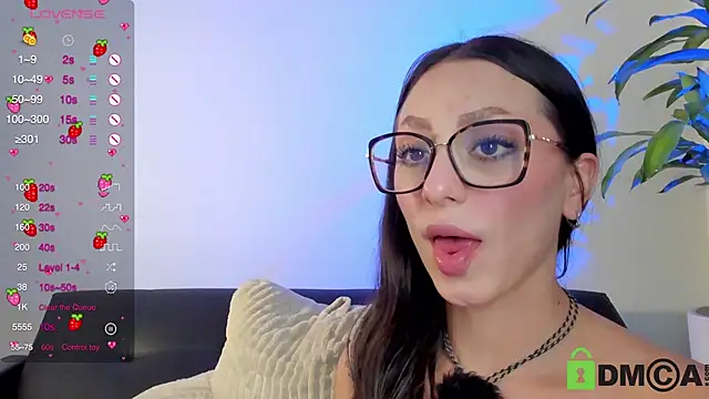 Snapshot of Scarlett_Jackson2 chatting on May 16, 2:19 am Scarlett Jackson2 online show from May 16, 2:19 am