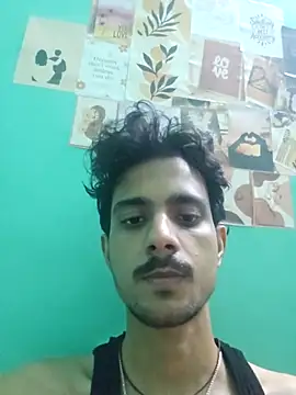 Snapshot of Sushant001 chatting on February 5, 6:01 pm Sushant001 online show from February 5, 6:01 pm