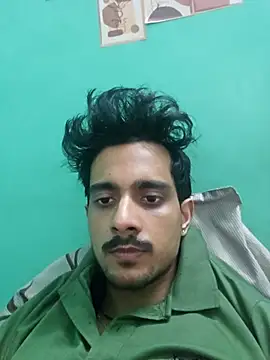 Snapshot of Sushant001 chatting on February 6, 10:40 am Sushant001 online show from February 6, 10:40 am