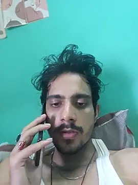Snapshot of Sushant001 chatting on April 12, 6:29 am Sushant001 online show from April 12, 6:29 am