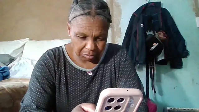 Nicky52 online show from February 27, 5:07 am