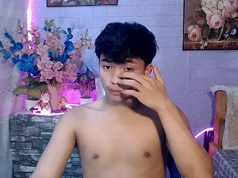mostwantedtwink online show from July 12, 5:15 pm