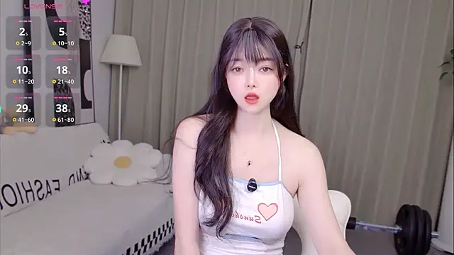 uikyy1 online show from April 23, 6:47 am