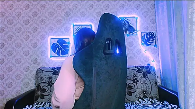 InLoveWithLife26 online show from February 11, 8:14 pm