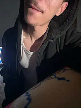 HitShelf online show from February 12, 3:56 am