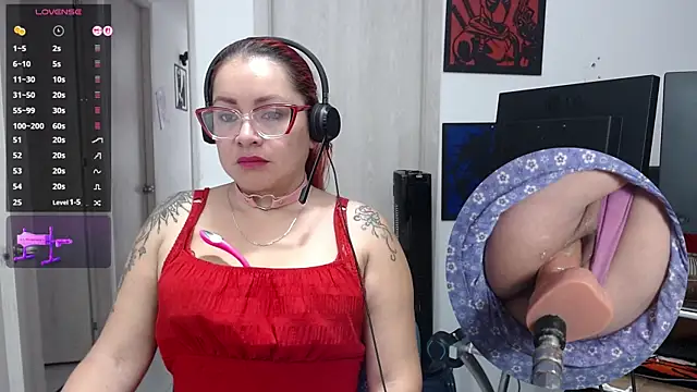 leidydi223 online show from December 4, 2:26 pm