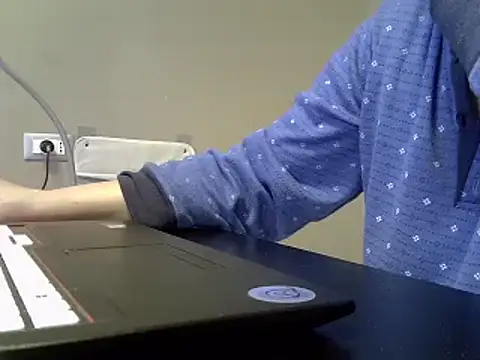 ITALIANASISIXX online show from February 4, 7:40 am