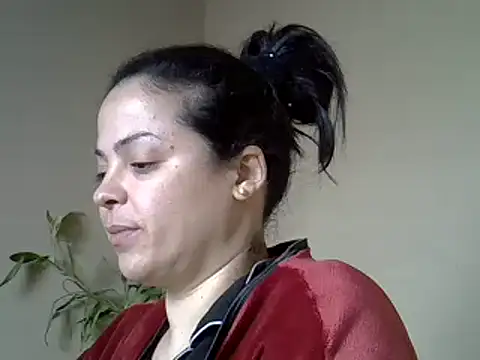 ITALIANASISIXX online show from March 12, 7:35 am