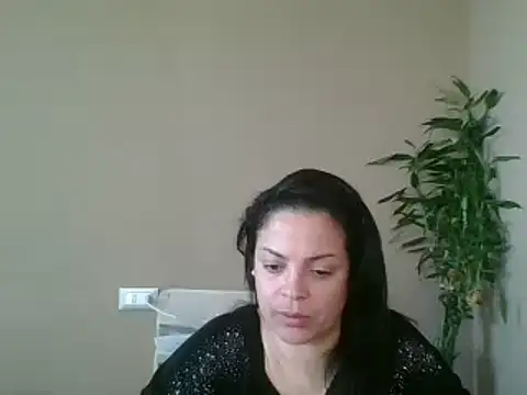 ITALIANASISIXX online show from March 19, 6:35 am