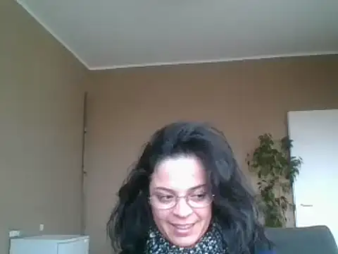 Snapshot of ITALIANASISIXX chatting on February 5, 8:52 am ITALIANASISIXX online show from February 5, 8:52 am