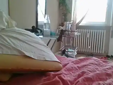 Snapshot of ITALIANASISIXX chatting on March 2, 1:07 pm ITALIANASISIXX online show from March 2, 1:07 pm