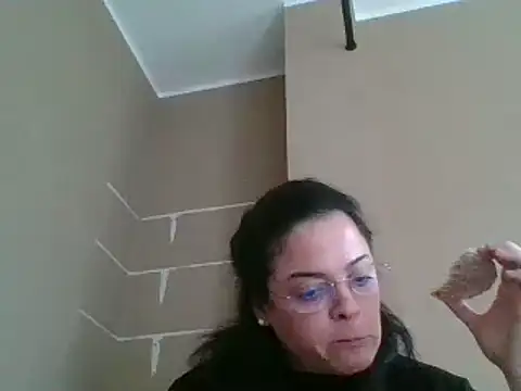 Snapshot of ITALIANASISIXX chatting on May 11, 7:14 am ITALIANASISIXX online show from May 11, 7:14 am