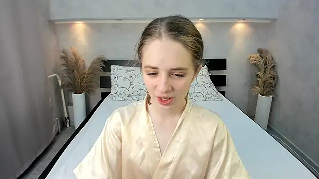 Camilla Kelly online show from October 22, 1:17 am