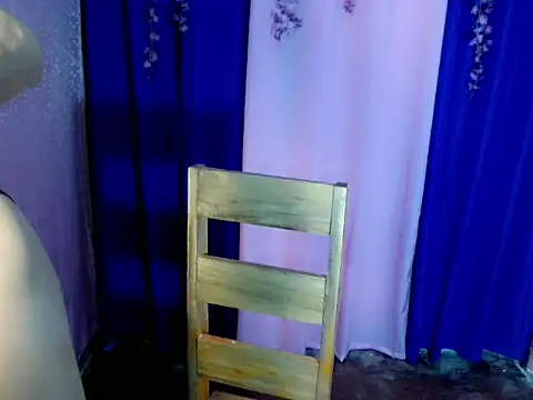 Snapshot of cyd_twink chatting on September 27, 12:43 pm cyd twink online show from September 27, 12:43 pm