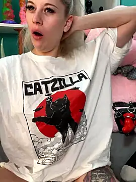 TheRealJessyLey online show from January 14, 6:30 am