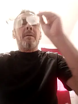 pakillobcn online show from October 7, 3:31 pm