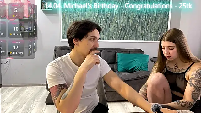 VelvetMiley online show from April 12, 2:44 pm