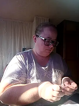 Snapshot of LillyWilly chatting on September 20, 10:05 am LillyWilly online show from September 20, 10:05 am