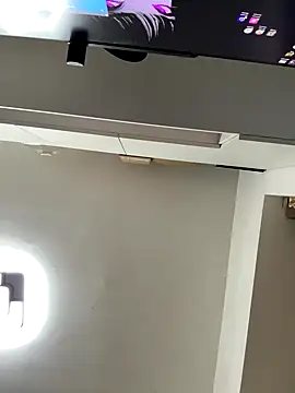 jiajia L online show from October 21, 12:50 pm