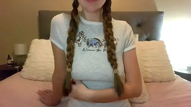 TaylorWest62 online show from December 22, 3:31 pm