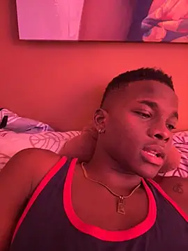 Snapshot of Brycce_santos chatting on October 5, 2:15 pm Brycce santos online show from October 5, 2:15 pm