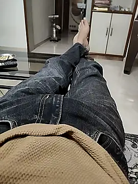 Ritesh08679 online show from December 4, 7:00 pm