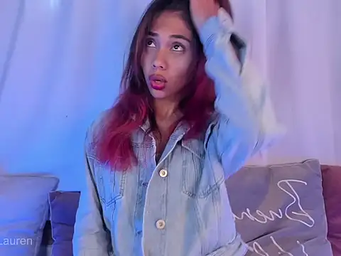 Laurenn 2 online show from November 4, 4:06 pm