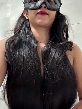 Snapshot of Lusty_Desi chatting on October 28, 4:27 am Lusty Desi online show from October 28, 4:27 am