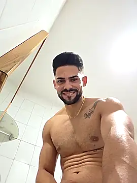 Snapshot of SoyTuMiembro chatting on January 14, 8:25 pm SoyTuMiembro online show from January 14, 8:25 pm