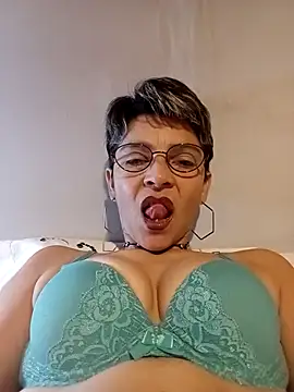 Snapshot of Lulypsicologasexual chatting on February 26, 7:46 pm Lulypsicologasexual online show from February 26, 7:46 pm