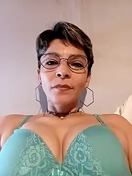 Snapshot of Lulypsicologasexual chatting on February 28, 4:13 am Lulypsicologasexual online show from February 28, 4:13 am