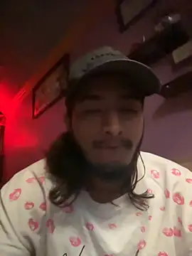 Snapshot of seenu2101 chatting on November 22, 3:38 am seenu2101 online show from November 22, 3:38 am