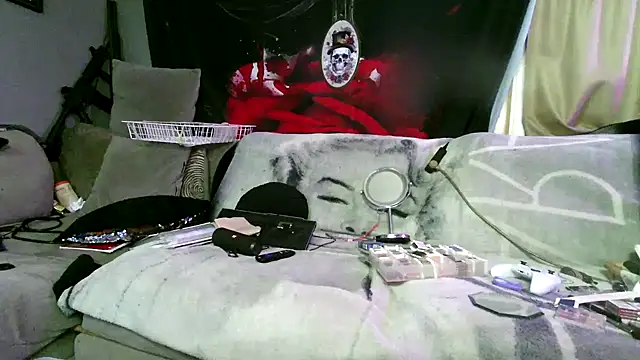 Splash Queen420 online show from November 7, 6:46 am