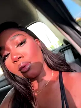 alisonn moon online show from October 20, 9:26 pm