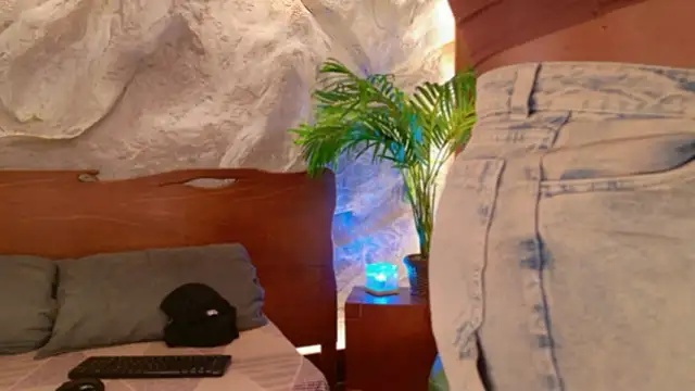 alisonn moon online show from February 25, 10:19 pm