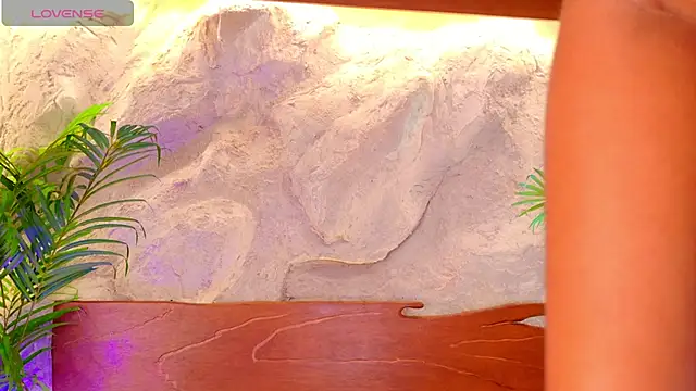 alisonn moon online show from April 14, 10:05 pm