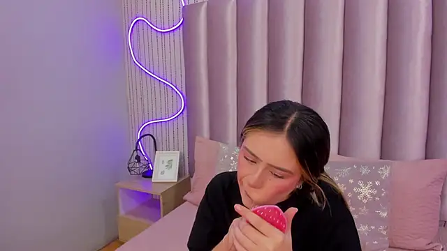 SamanthaPeachss online show from November 18, 12:20 pm