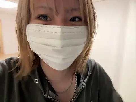 Snapshot of kabikabi_makaron chatting on June 11, 8:34 am kabikabi makaron online show from June 11, 8:34 am