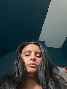 Angelaarayexx online show from May 13, 1:19 pm