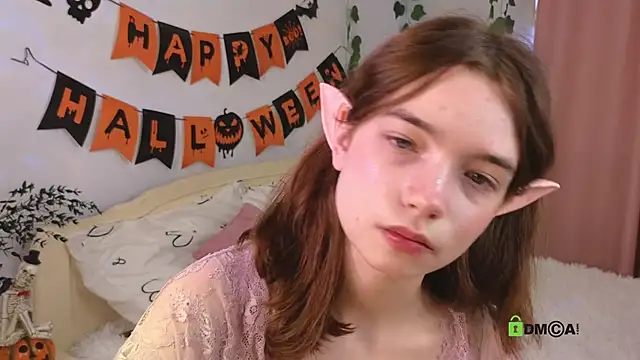 Evi Brook online show from October 18, 11:33 am