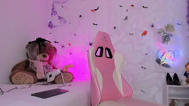 Nataly evans18 online show from October 22, 6:57 am