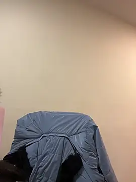 Alyha Cortes online show from March 26, 1:49 pm