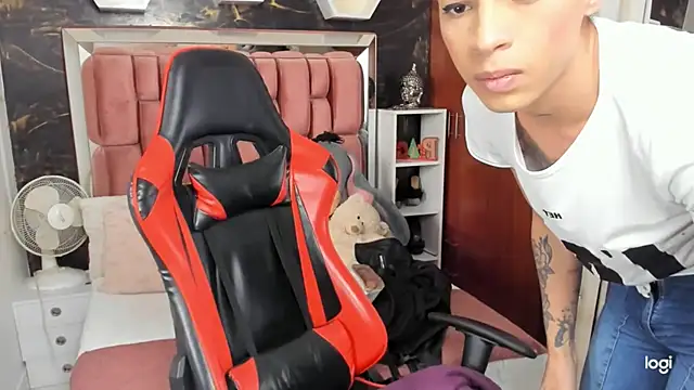 sara slut21 online show from January 9, 7:29 pm