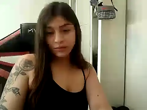 Becca B online show from November 14, 1:21 pm